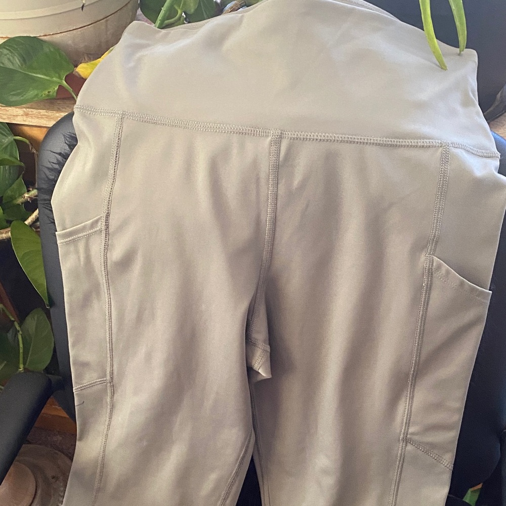 Green Athletic Leggings